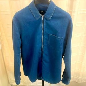 Vintage denim shirt from H&M from 11 years ago. This shirt is unique